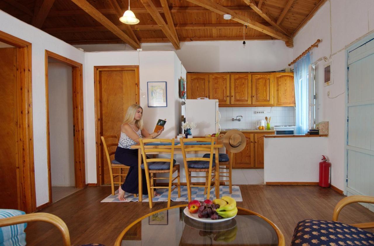 Seahorse Cottage Mourtero Exterior foto